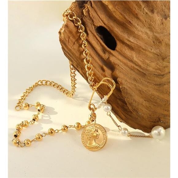 Small Gold Pearl Necklace Choker 3mm Handpicked Pearl 18K Gold Plated - Picture 3 of 8